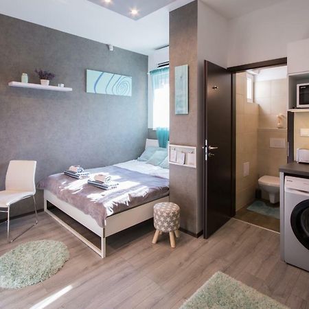 Petra'S Tranquil Nest In Downtown Budapest Esterno foto