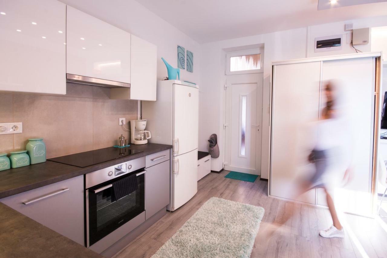 Petra'S Tranquil Nest In Downtown Budapest Esterno foto